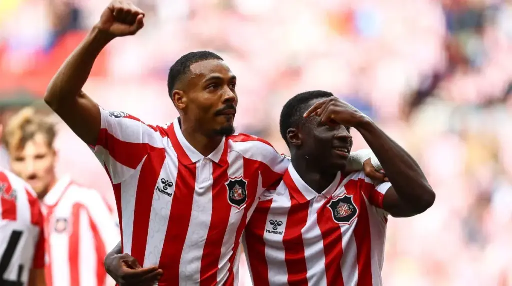 Sunderland 1-0 AZ Alkmaar: Enzo Le Fee penalty sees Black Cats win Europa League opener